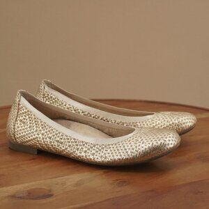 Vionic Gold Woven Flats